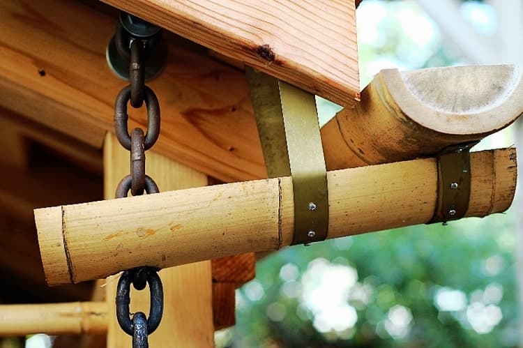DIY - Hoe een bamboe dakgoot maken?